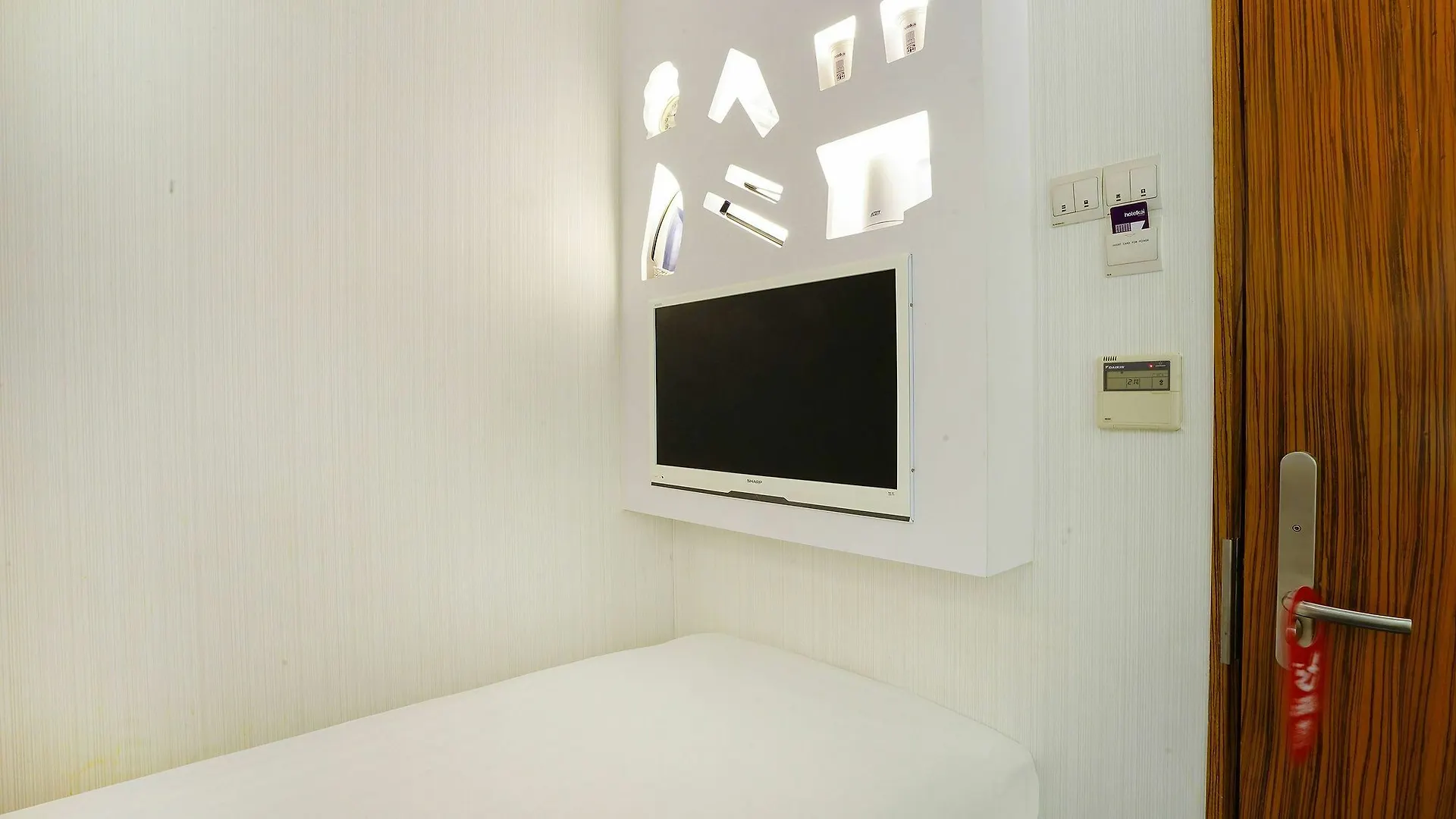 Zen Rooms Suntec Singapore Hotel